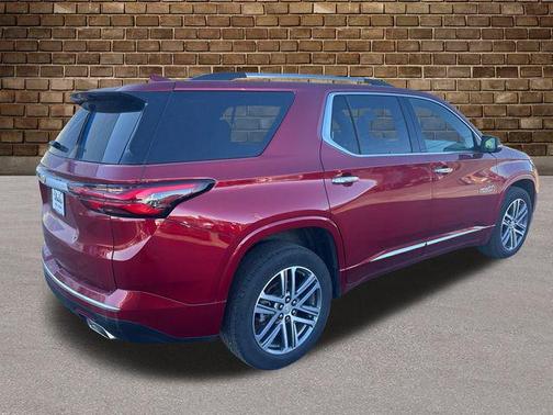 2022 Chevrolet Traverse High Country