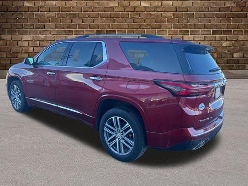 2022 Chevrolet Traverse High Country