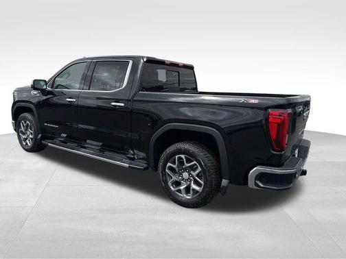 Onyx Black 2026 GMC Sierra 1500 SLT