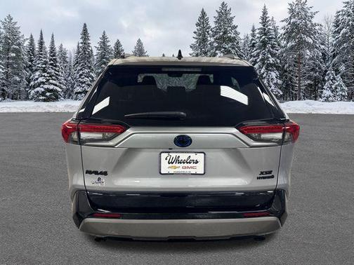 2024 Toyota RAV4 Hybrid SE