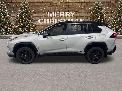 2024 Toyota RAV4 Hybrid SE