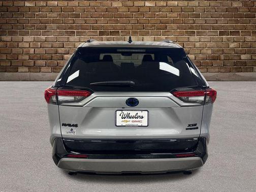 2024 Toyota RAV4 Hybrid SE