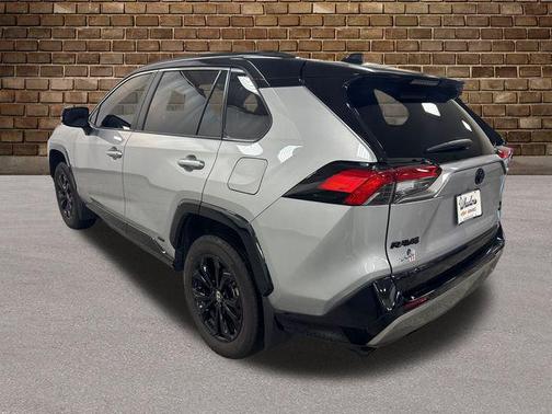 2024 Toyota RAV4 Hybrid SE
