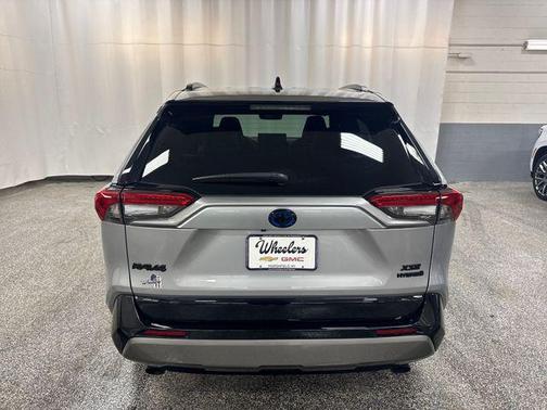 2024 Toyota RAV4 Hybrid SE