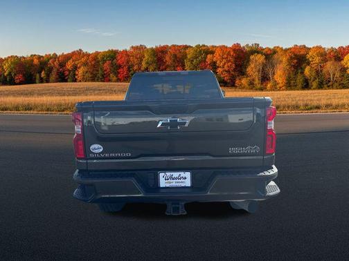 2022 Chevrolet Silverado 2500 High Country