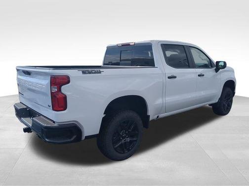 Summit White 2026 Chevrolet Silverado 1500 LT Trail Boss