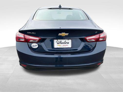 2021 Chevrolet Malibu FWD LT