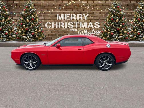 2015 Dodge Challenger R/T Plus