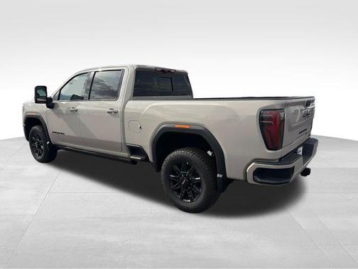 White Sands 2026 GMC Sierra 3500 AT4