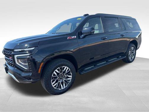 Black 2025 Chevrolet Suburban 4WD Z71
