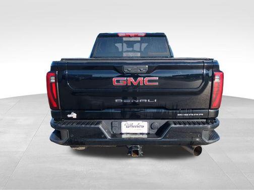 Onyx Black 2024 GMC Sierra 2500 Denali