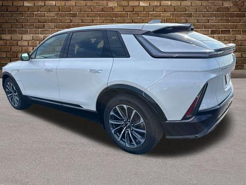 2024 Cadillac LYRIQ Sport