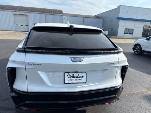 2024 Cadillac LYRIQ Sport