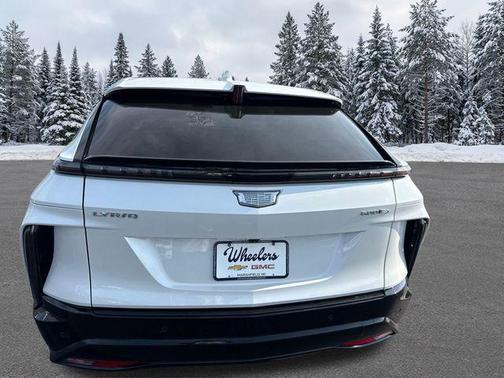 2024 Cadillac LYRIQ Sport