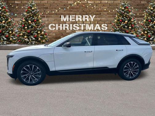 2024 Cadillac LYRIQ Sport