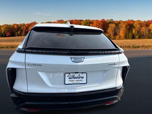 2024 Cadillac LYRIQ Sport