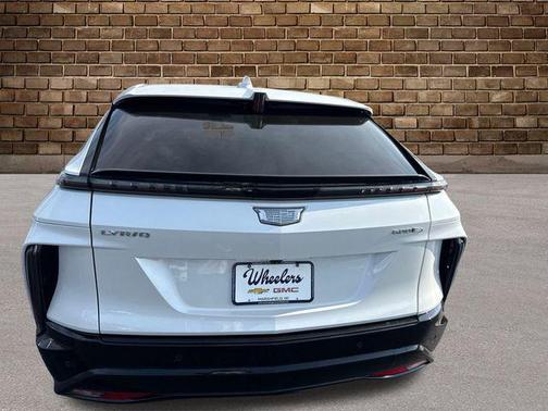 2024 Cadillac LYRIQ Sport