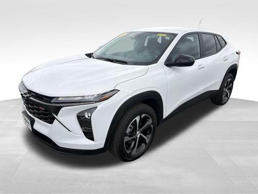 Summit White 2024 Chevrolet Trax FWD 1RS