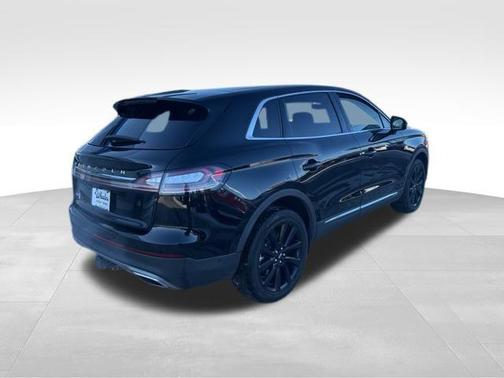 Infinite Black Metallic Clearcoat 2023 Lincoln Nautilus Reserve