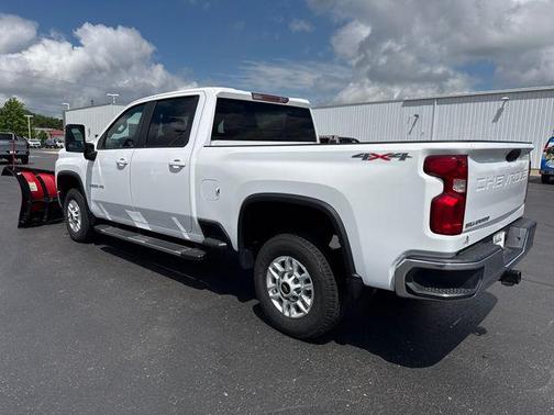 Summit White 2023 Chevrolet Silverado 2500 LT