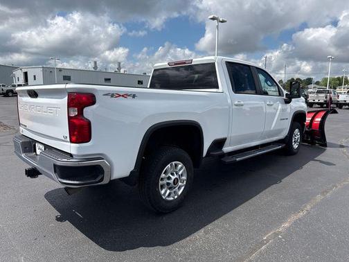 Summit White 2023 Chevrolet Silverado 2500 LT
