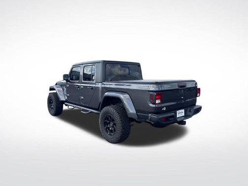 2021 Jeep Gladiator Willys 4x4