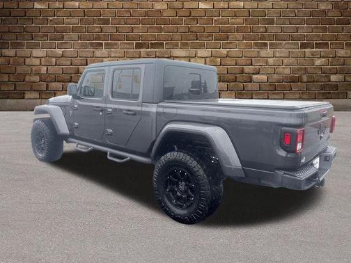 2021 Jeep Gladiator Willys 4x4