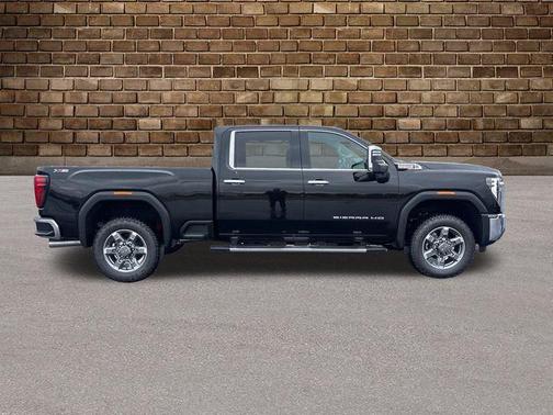 2026 GMC Sierra 2500 SLT