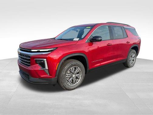 Radiant Red Tintcoat 2027 Chevrolet Traverse LT