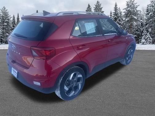 2022 Hyundai VENUE Limited