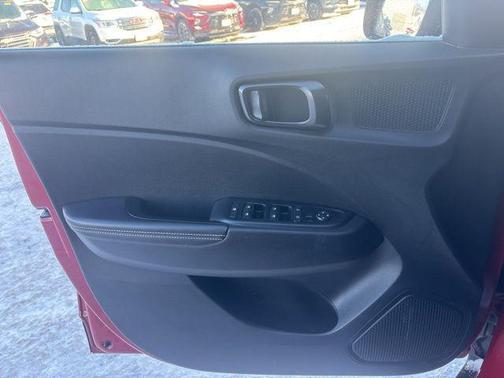 2022 Hyundai VENUE Limited