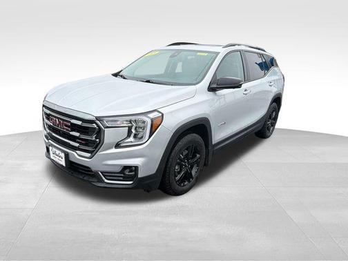 Quicksilver Metallic 2022 GMC Terrain AWD AT4