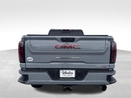 Thunderstorm Gray 2024 GMC Sierra 2500 AT4