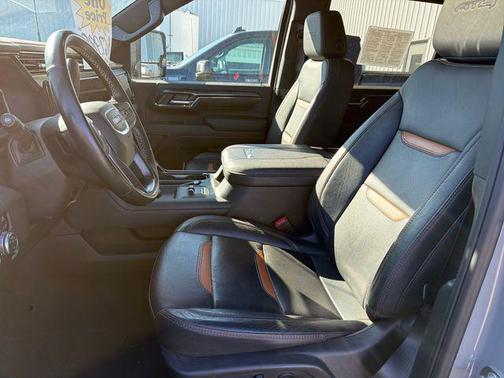 2024 GMC Sierra 2500 AT4