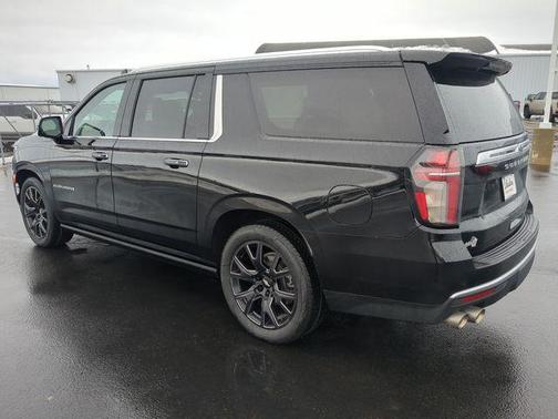 2021 Chevrolet Suburban 4WD High Country