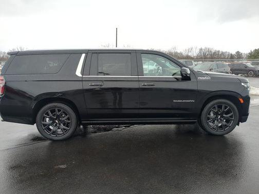 2021 Chevrolet Suburban 4WD High Country