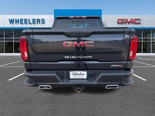 2022 GMC Sierra 1500 AT4