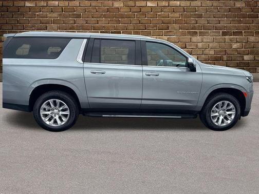 2024 Chevrolet Suburban Premier