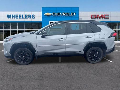 2024 Toyota RAV4 Hybrid SE