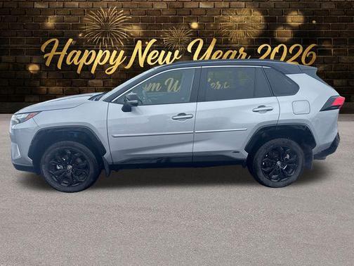 2024 Toyota RAV4 Hybrid SE