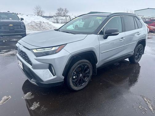 2024 Toyota RAV4 Hybrid SE