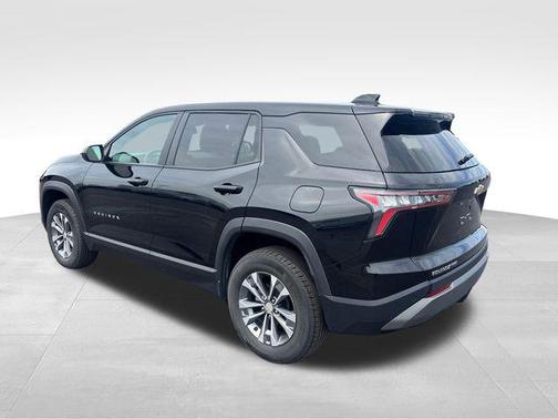 Mosaic Black Metallic 2026 Chevrolet Equinox 1LT