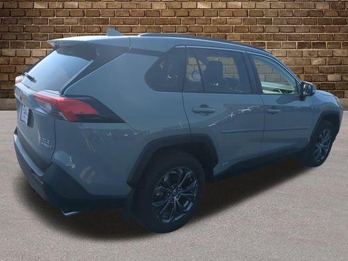 2023 Toyota RAV4 Hybrid XLE Premium