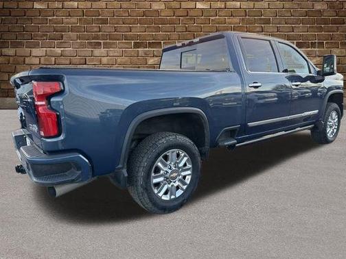 2025 Chevrolet Silverado 3500 High Country