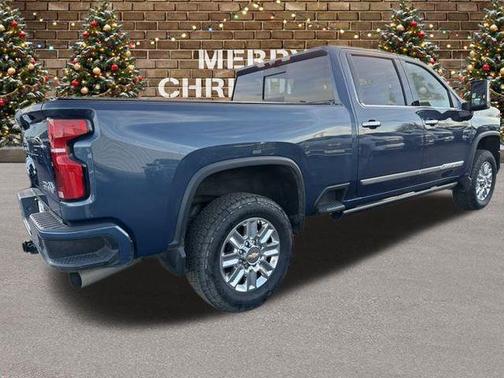 2025 Chevrolet Silverado 3500 High Country