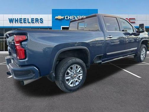 2025 Chevrolet Silverado 3500 High Country