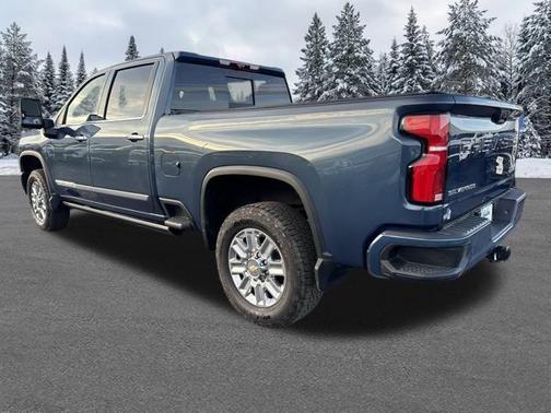 2025 Chevrolet Silverado 3500 High Country
