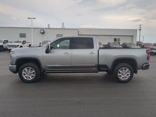 2025 Chevrolet Silverado 3500 High Country