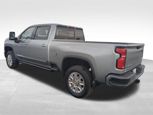 Sterling Gray Metallic 2025 Chevrolet Silverado 3500 High Country