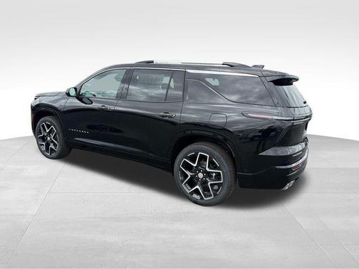 Mosaic Black Metallic 2026 Chevrolet Traverse High Country
